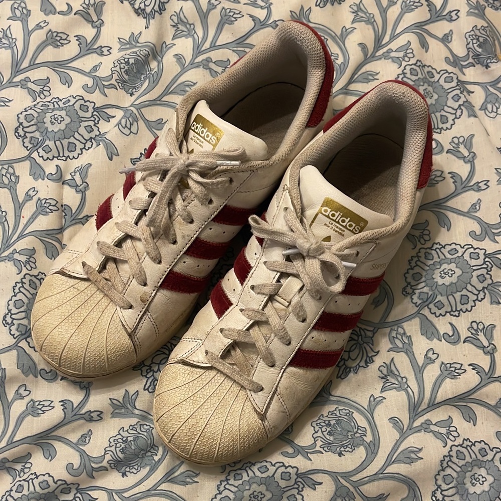 Adidas Superstar red velvet 10.5